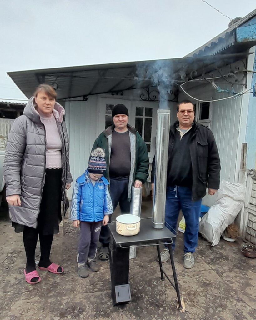 SGA_WinterWarmth_WebsiteSlides_1225_0000s_0022_2023 Feb #2 Cooking stove Oleg Pelepko Chernivtsi